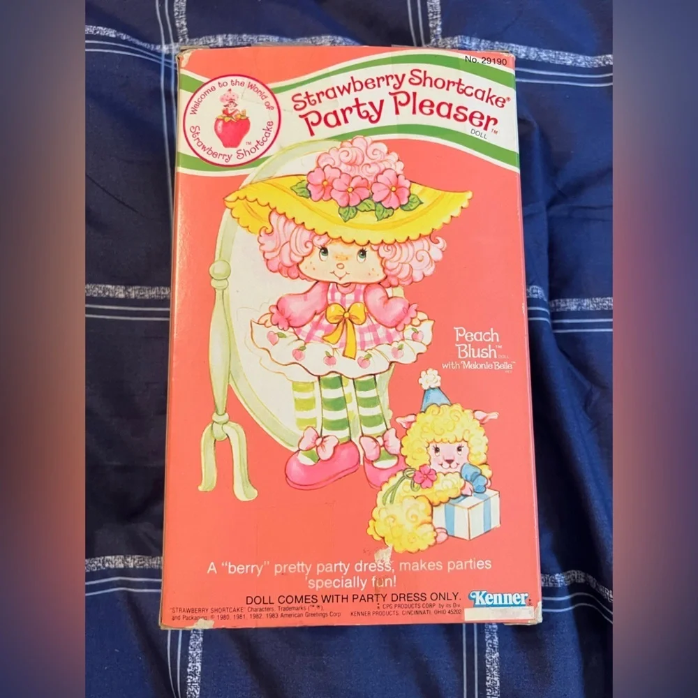 Strawberry Shortcake Peach Blush Party Pleaser, NRFB